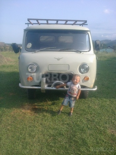 UAZ 3303 1998, 180,000 km - 2.4 л - Astara