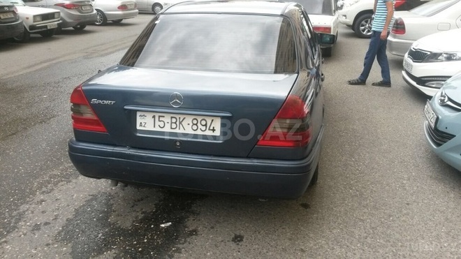 Mercedes C 180 1993, 290,000 km - 1.8 л - Bakı