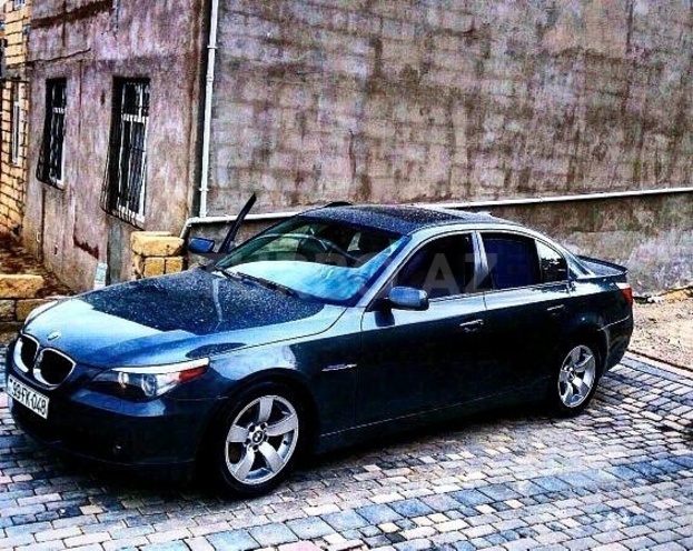 BMW 525 2004, 240,000 km - 2.5 l - Bakı
