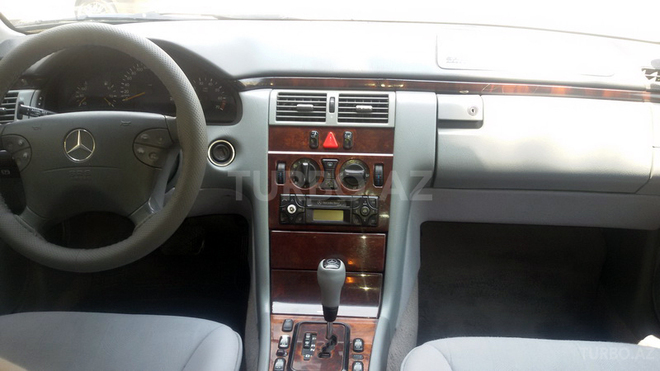 Mercedes E 200 1999, 234,028 km - 2.0 l - Bakı