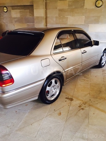 Mercedes C 230 1999, 164,140 km - 2.3 л - Xırdalan