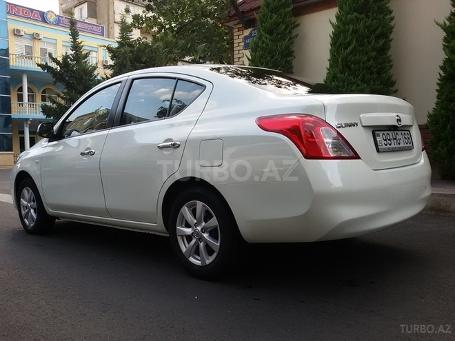 Nissan Sunny 2014, 24,300 km - 1.5 l - Bakı