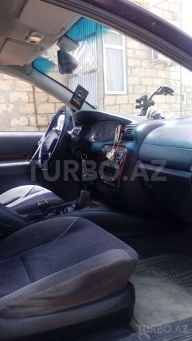 Opel Omega 1996, 270,000 km - 2.0 l - Bakı