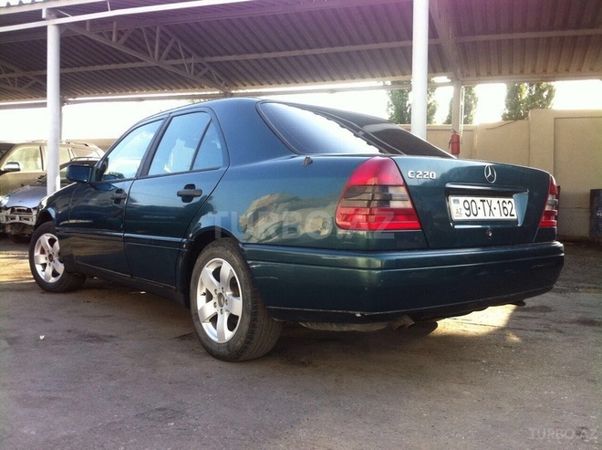 Mercedes C 220 1995, 470,000 km - 2.2 l - Bakı