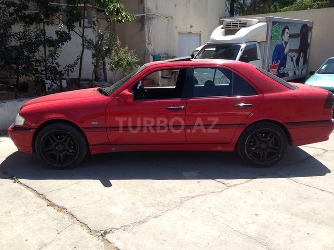 Mercedes C 240 1998, 124,880 km - 2.4 l - Bakı