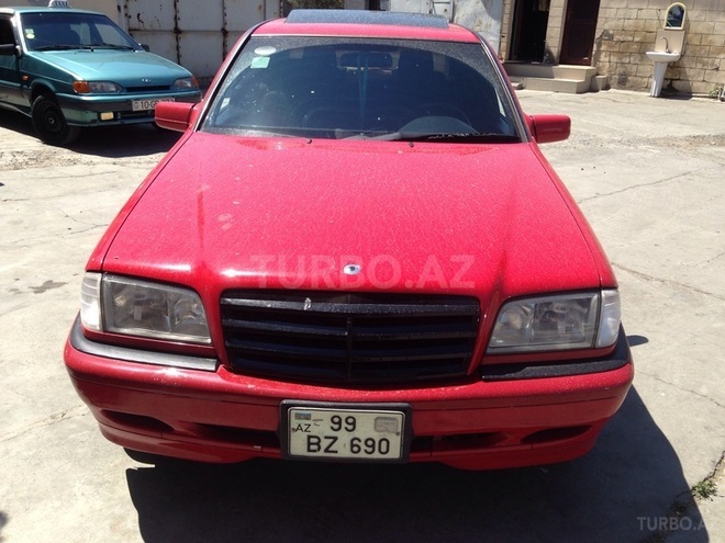 Mercedes C 240 1998, 124,880 km - 2.4 l - Bakı