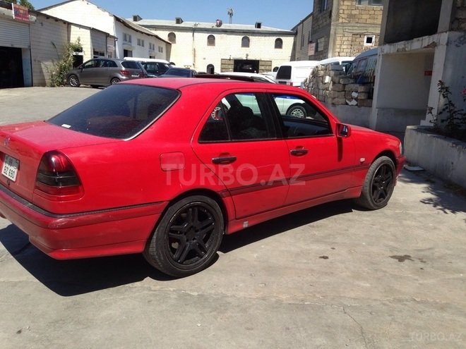 Mercedes C 240 1998, 124,880 km - 2.4 l - Bakı