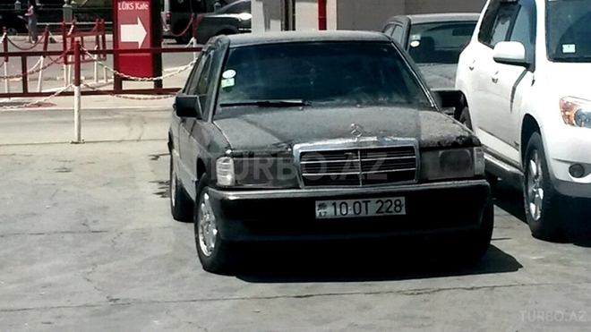 Mercedes 190 1991, 33,000 km - 1.9 l - Bakı