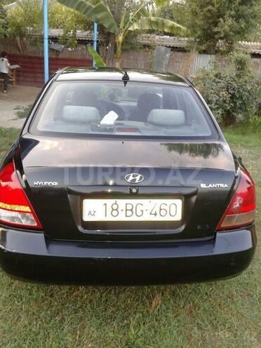 Hyundai Elantra 2001, 10,000 km - 0.2 l - Sabirabad