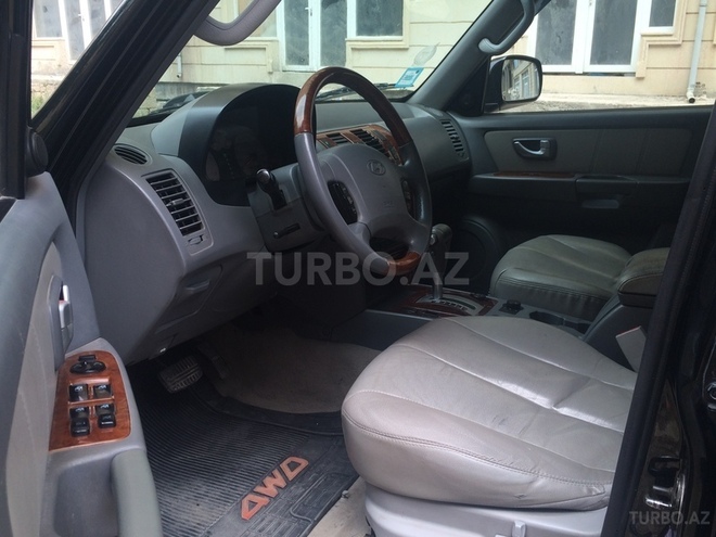 Hyundai Terracan 2004, 163,000 km - 2.9 l - Bakı
