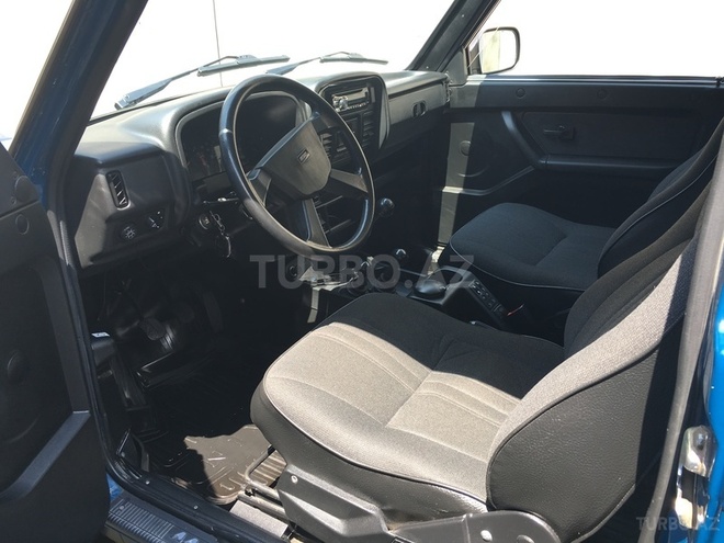 LADA (VAZ) Niva 2013, 57,500 km - 1.7 l - Quba