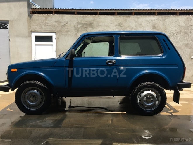 LADA (VAZ) Niva 2013, 57,500 km - 1.7 l - Quba