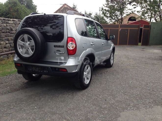 Chevrolet Niva 2013, 49,000 km - 1.7 l - Zaqatala