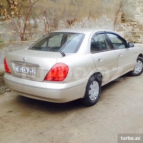 Nissan Sunny 2004, 155,000 km - 1.6 l - Naxçıvan