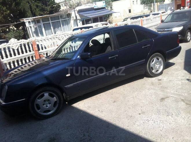 Mercedes  1995, 380,000 km - 2.0 l - Bakı