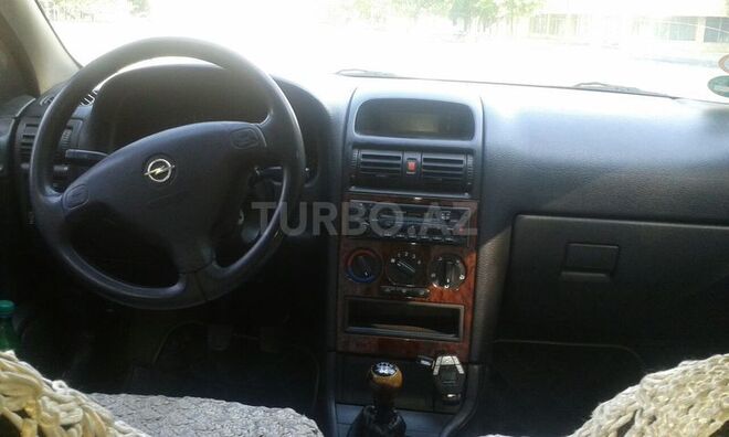Opel Astra 1998, 200,000 km - 1.6 л - Mingəçevir