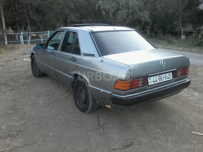 Mercedes 190 1992, 314,000 km - 1.8 l - Sumqayıt