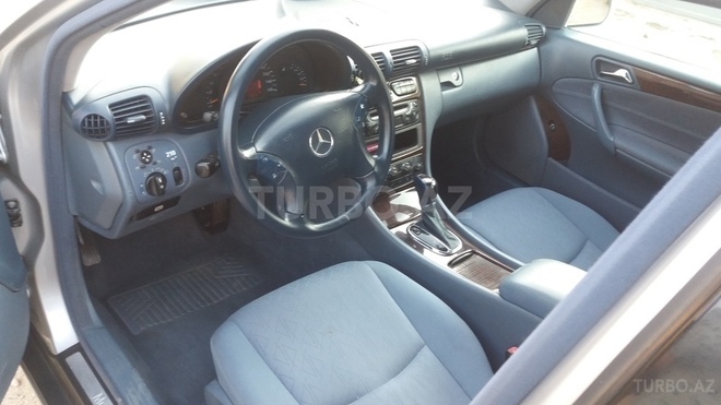 Mercedes C 240 2001, 28,000 km - 2.4 l - Bakı