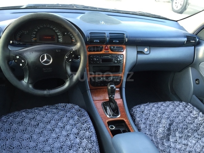 Mercedes C 200 2000, 197,000 km - 2.0 l - Bakı