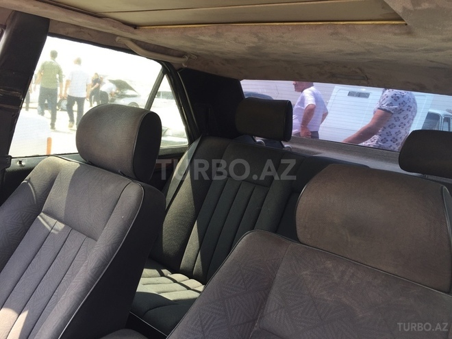Mercedes E 220 1994, 471,000 km - 2.2 л - Bakı