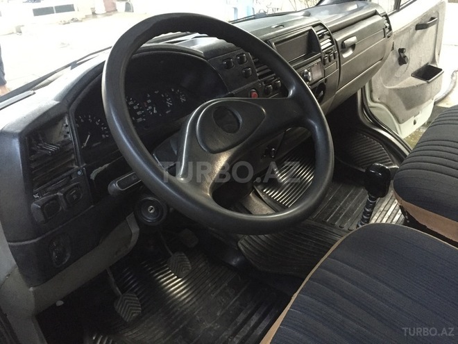 GAZ Sobol 2005, 161,040 km - 2.3 l - Yevlax