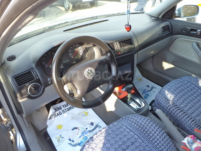 Volkswagen Jetta 2002, 173,000 km - 1.6 l - Gəncə