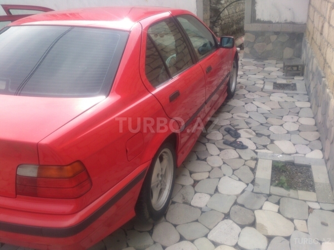 BMW  1998, 243,213 km - 2.0 l - Bakı