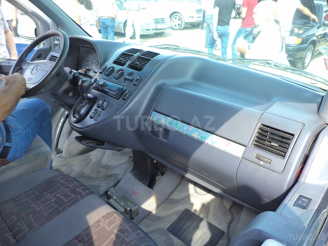 Mercedes Vito 2000, 390,000 km - 2.2 l - Gəncə
