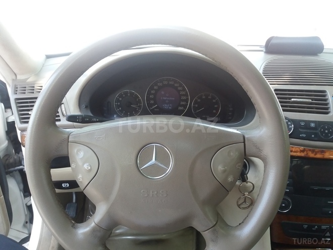 Mercedes E 240 2002, 277,000 km - 2.6 l - Bakı