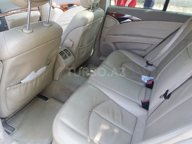 Mercedes E 240 2002, 277,000 km - 2.6 l - Bakı