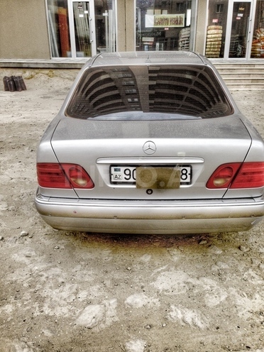 Mercedes E 230 1998, 343,154 km - 2.2 l - Bakı