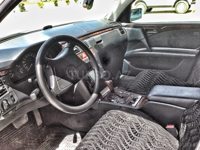 Mercedes E 230 1998, 343,154 km - 2.2 l - Bakı