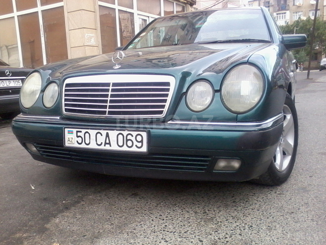 Mercedes E 230 1996, 245,000 km - 2.3 l - Bakı