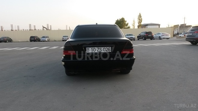 Mercedes C 200 2000, 287,000 km - 2.0 l - Sumqayıt