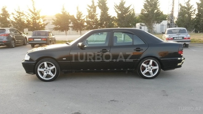Mercedes C 200 2000, 287,000 km - 2.0 l - Sumqayıt