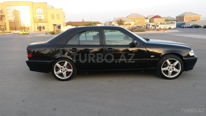 Mercedes C 200 2000, 287,000 km - 2.0 l - Sumqayıt