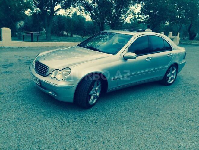 Mercedes C 200 2000, 235,000 km - 2.0 l - Bakı