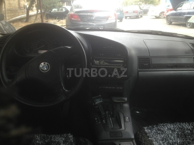 BMW 320 1994, 450,000 km - 2.0 л - Bakı