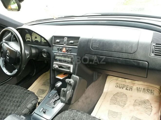 Mercedes C 240 1999, 365,000 km - 2.4 l - Zaqatala