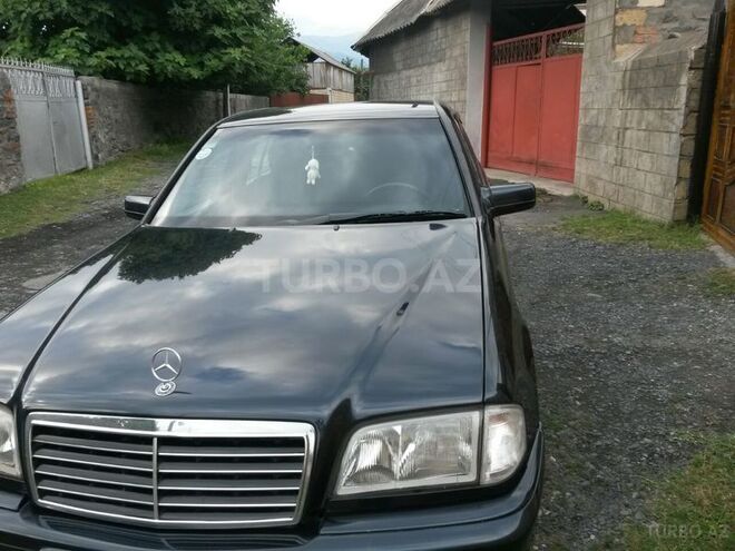 Mercedes C 240 1999, 365,000 km - 2.4 l - Zaqatala