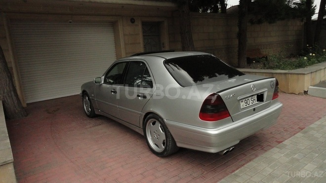 Mercedes C 240 1998, 208,000 km - 2.4 l - Bakı