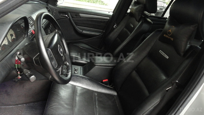 Mercedes C 240 1998, 208,000 km - 2.4 l - Bakı