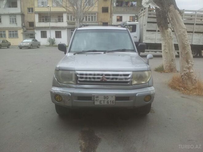 Mitsubishi Pajero io 1998, 270,000 km - 1.8 л - Bakı