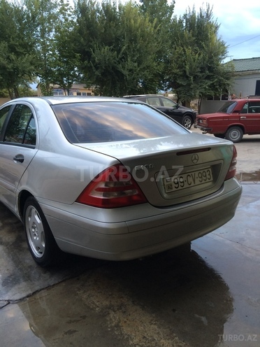 Mercedes C 200 2001, 213,000 km - 2.0 l - Bakı