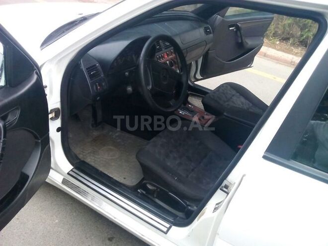 Mercedes C 240 1997, 225,000 km - 2.4 l - Sumqayıt