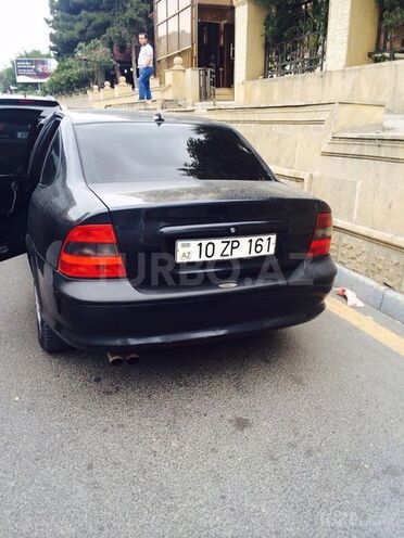 Opel Vectra 1998, 270,000 km - 2.0 l - Bakı