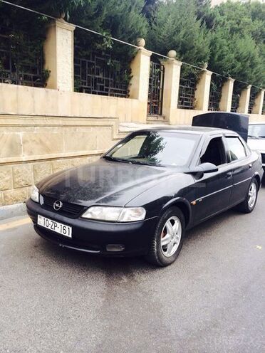 Opel Vectra 1998, 270,000 km - 2.0 l - Bakı