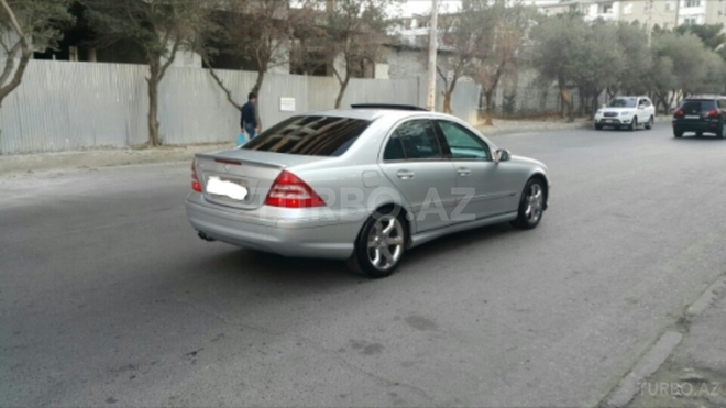 Mercedes C 230 2007, 135,000 km - 2.5 l - Bakı