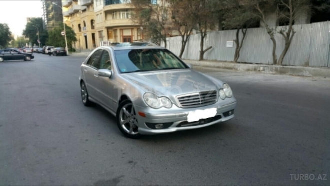 Mercedes C 230 2007, 135,000 km - 2.5 l - Bakı