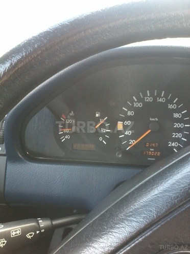 Mercedes C 180 1995, 170,000 km - 1.8 l - Ağdaş